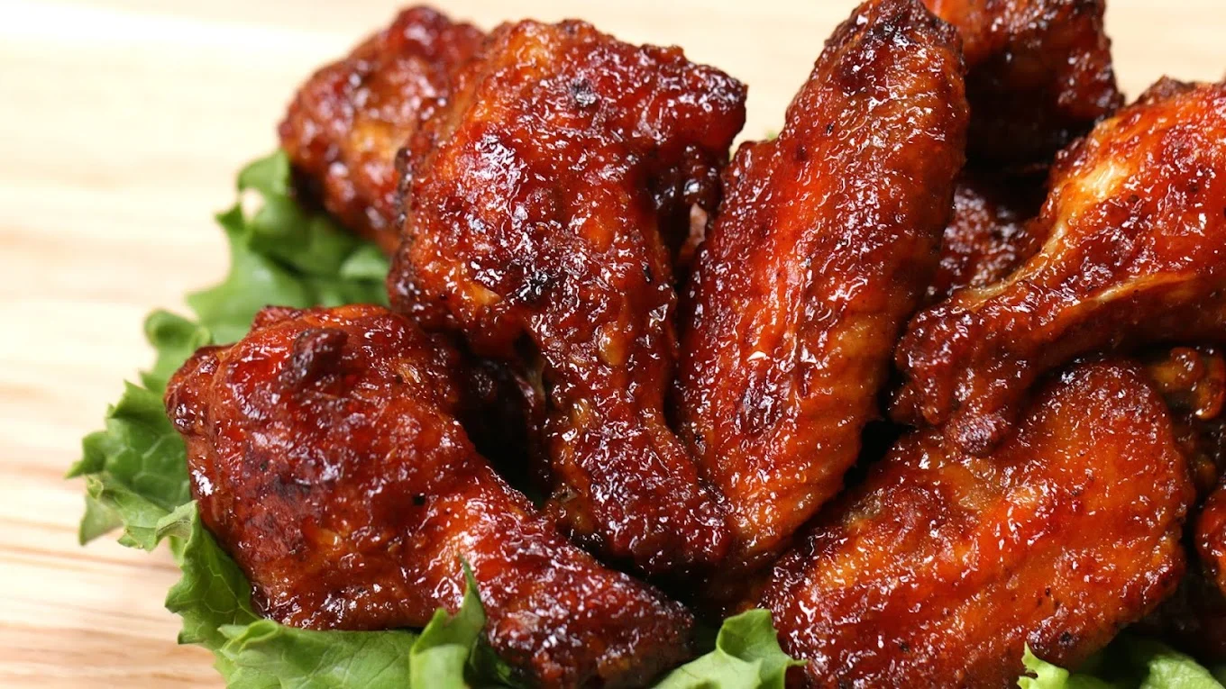 Pizza and Wings Combo at Delicious Pizza N Wings Winnipeg - Indian-influenced flavours